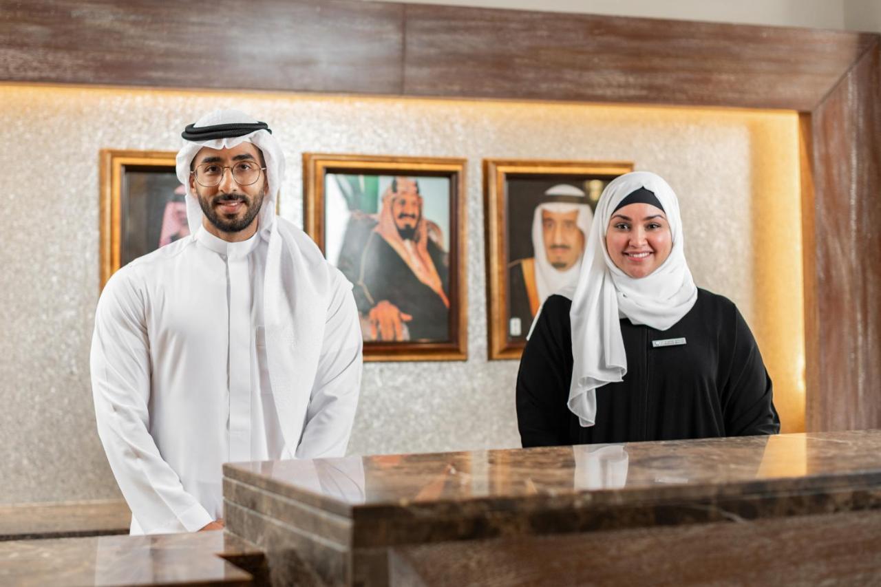 Anjum Makkah Hotel Mekka Exteriör bild Reception desk